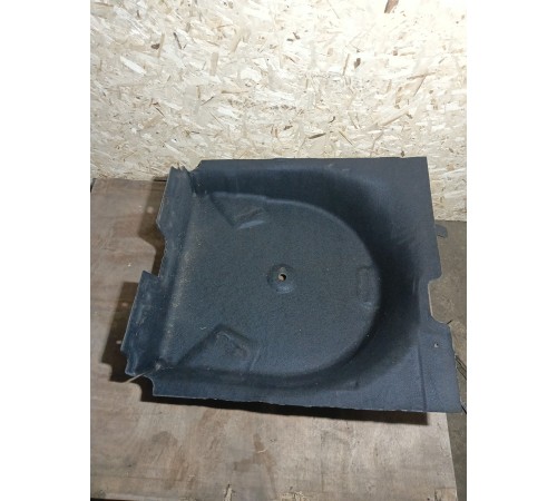 Пол багажника