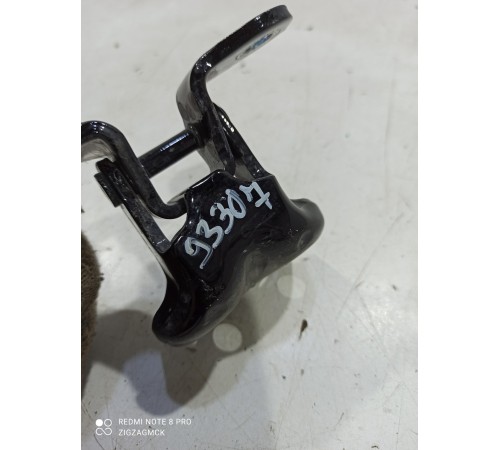 Петля двери(задняя левая верхняя)