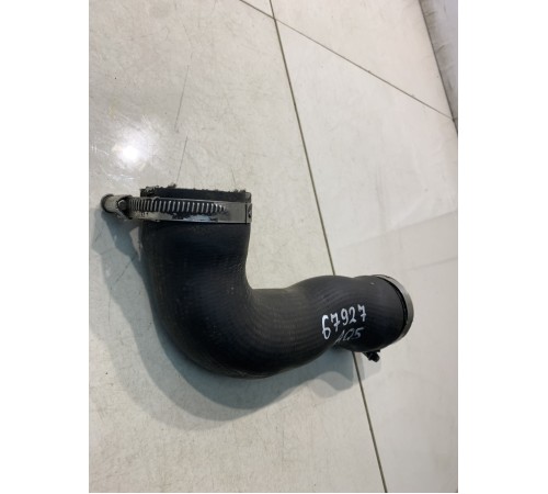 Патрубок системы охлаждения