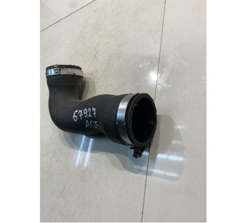 Патрубок системы охлаждения