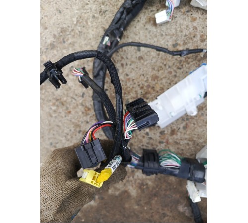 Электропроводка салона