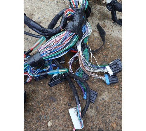 Электропроводка салона