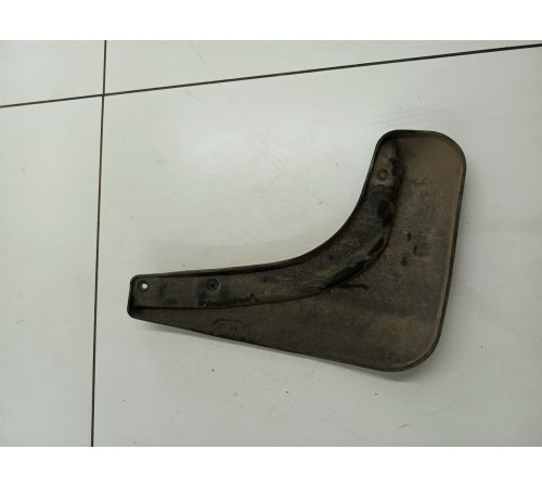 Брызговик задний правый