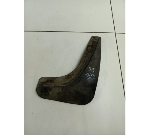 Брызговик задний правый