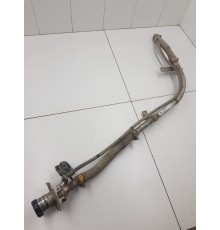 Горловина топливного бака