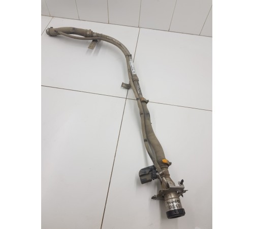 Горловина топливного бака