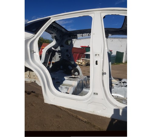 Порог со стойкой правый