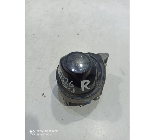 Фара противотуманная (передняя правая)