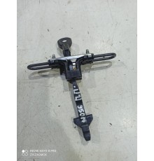 Ограничитель двери(передний правый)