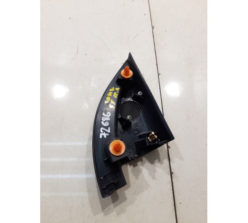 Накладка двери (передняя, левая)