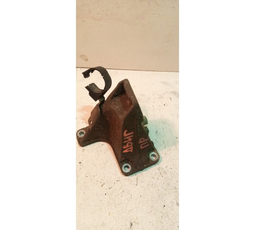 Опора двигателя правая