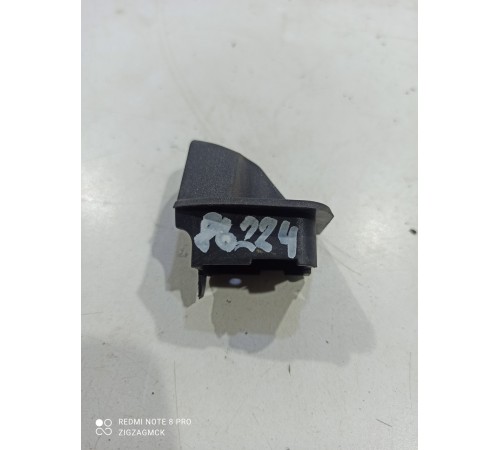 Накладка кузова левая