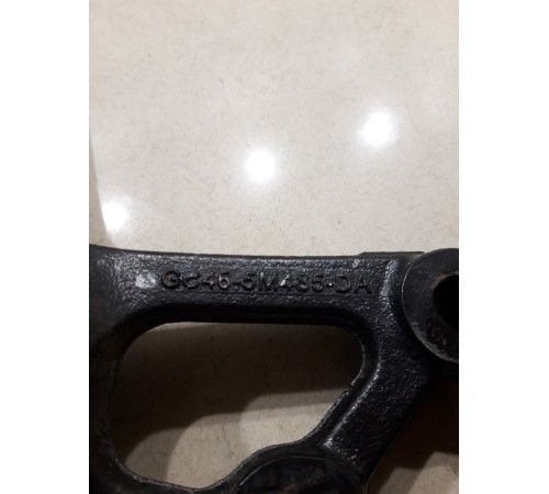 Кронштейн(крепление) тяги стабилизатора к раме