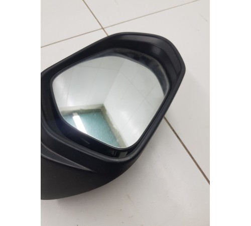 Зеркало заднего вида боковое левое