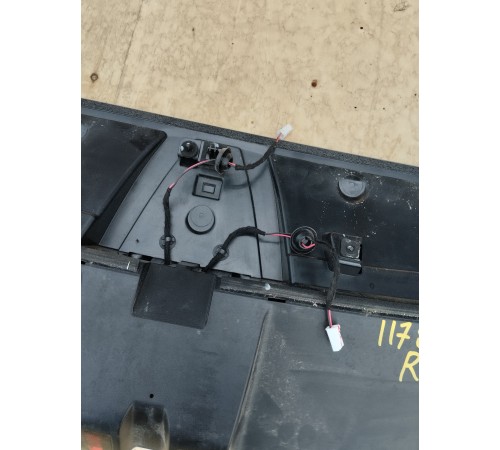 Спойлер крышки багажника