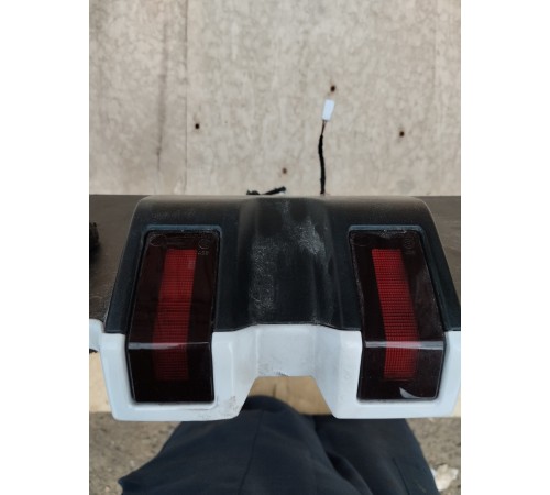 Спойлер крышки багажника