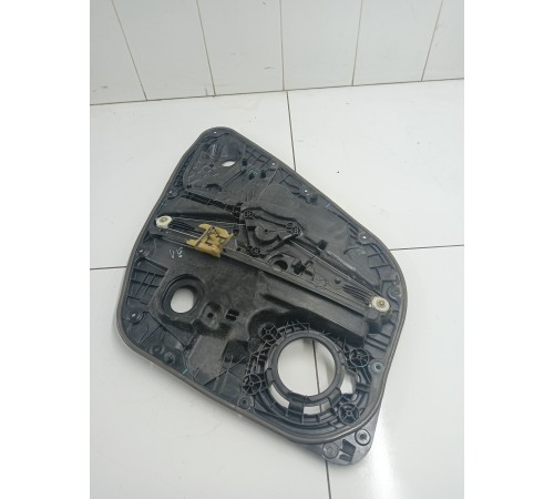 Стеклоподъёмник двери задний левый