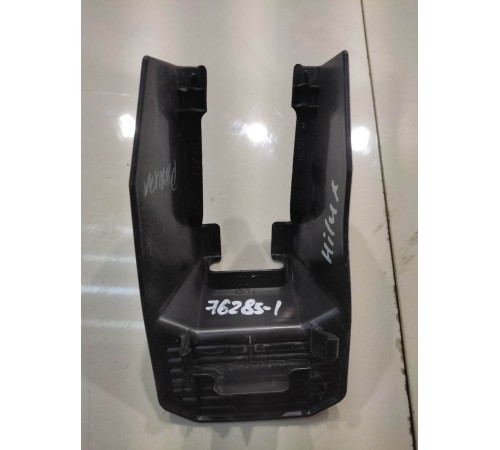 Заглушка крепления сиденья