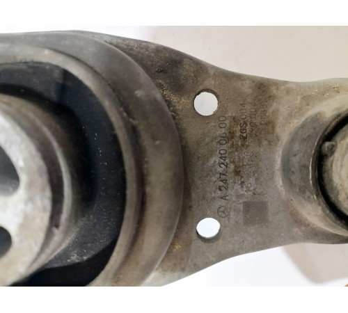 Опора двигателя задняя