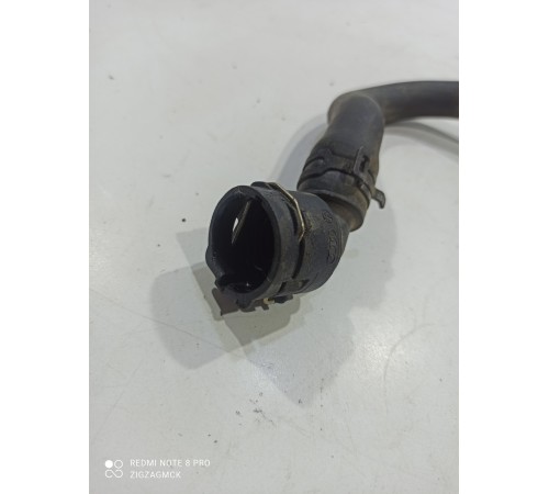 Патрубок системы охлаждения