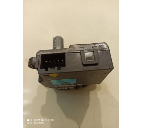 Моторчик привода заслонки отопителя