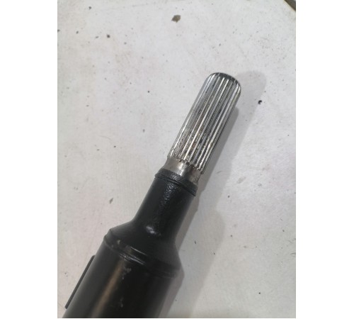 Карданный вал передний