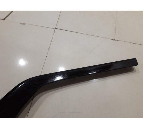 Накладка обшивки двери декоративная(задняя правая)