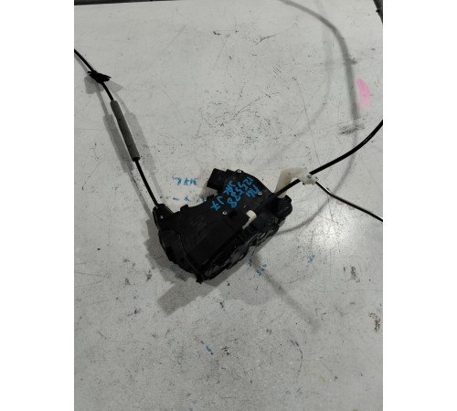 Замок двери передний левый