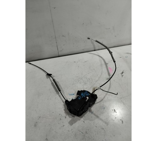 Замок двери передний левый