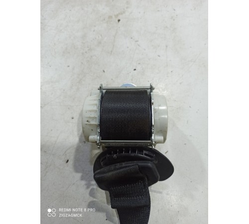 Ремень безопасности (задний левый)