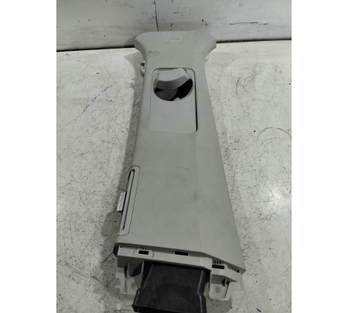 Обшивка центральной стойки левая верхняя