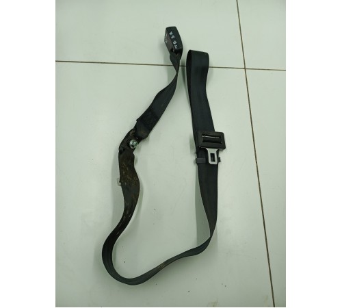 Ответная часть ремня безопасности задняя