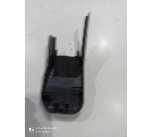 Накладка крепления сиденья правая