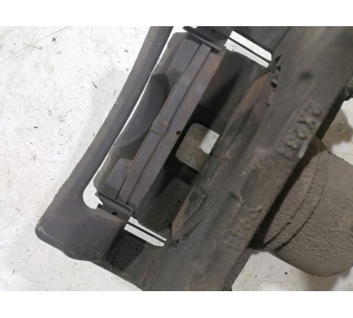 Суппорт передний левый