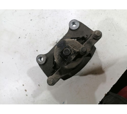 Суппорт передний левый