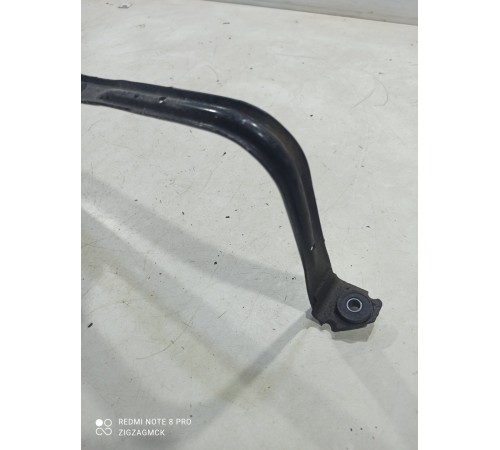 Крепление топливного бака левое