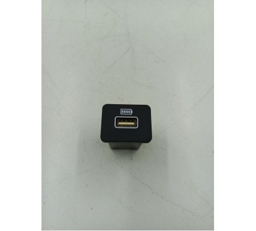 Разъем USB передний