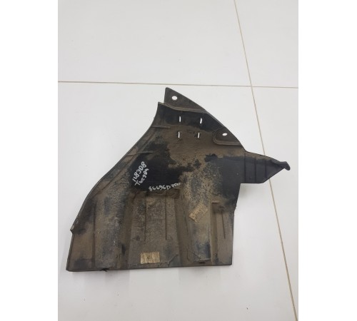 Пыльник бампера задний правый