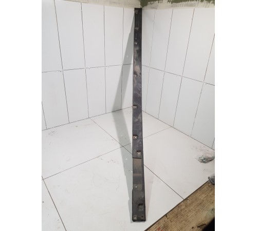 Накладка порога левая