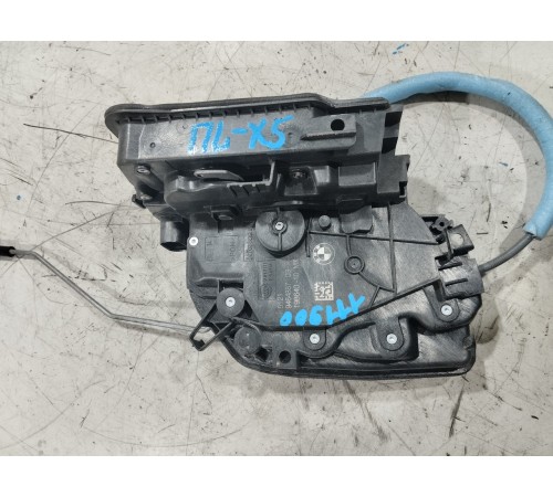 Замок двери (передний левый)