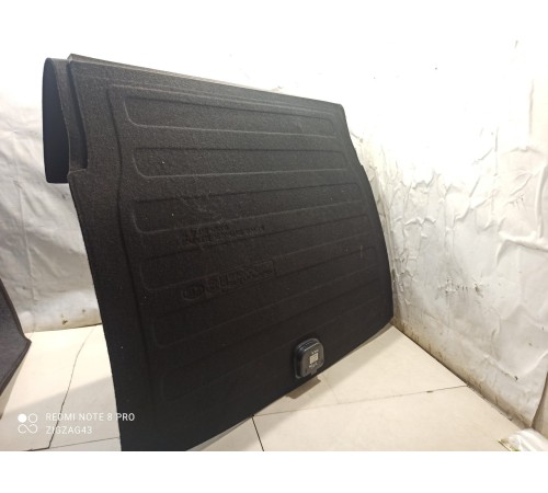 Полка багажника