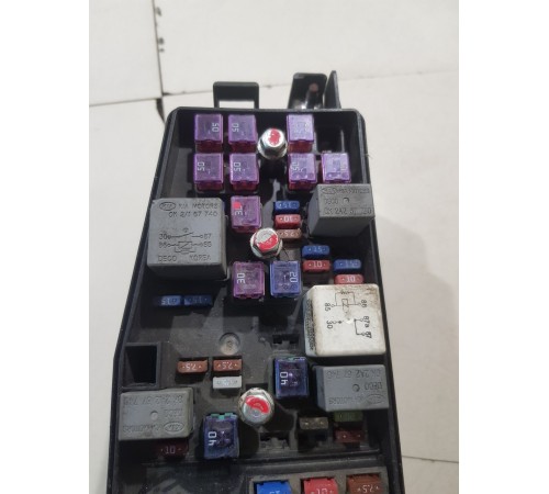 Блок предохранителей