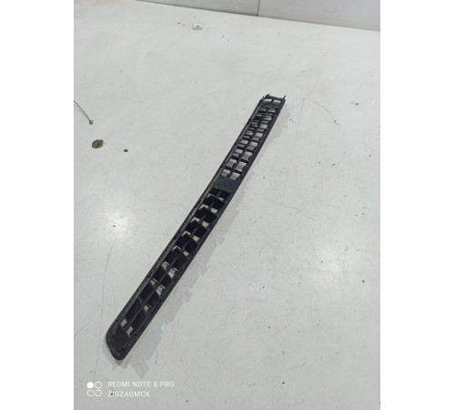 Дефлектор размораживателя ветрового стекла левый