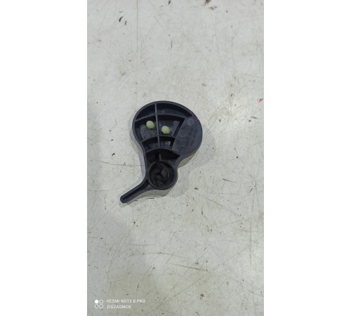 Ручка принудительного открывания крышки багажника