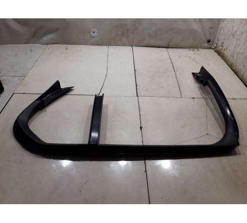 Накладка стекла двери (задняя левая)