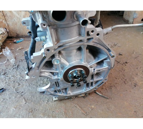 Двигатель в сборе