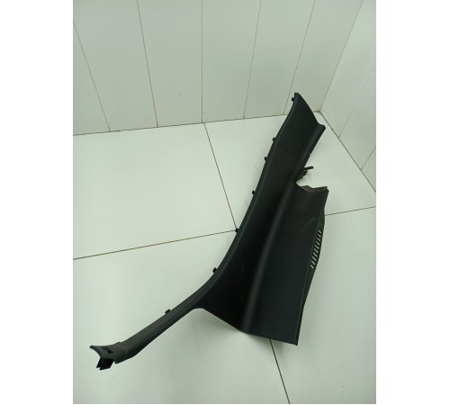 Накладка салона задняя правая внутренняя