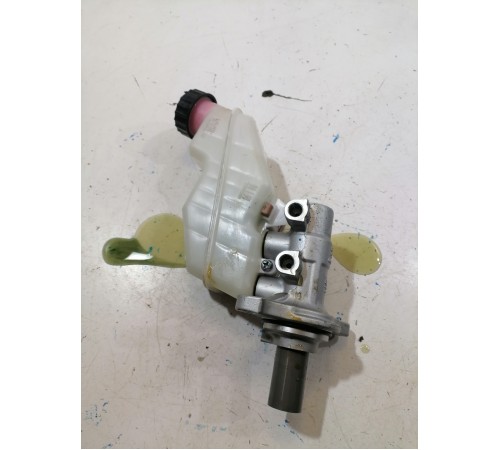 Главный тормозной цилиндр