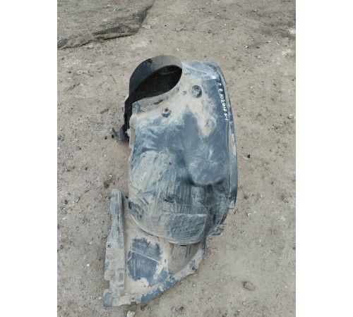 Локер (передний левый)