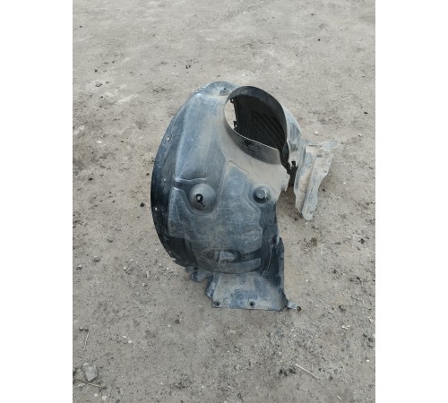 Локер (передний левый)